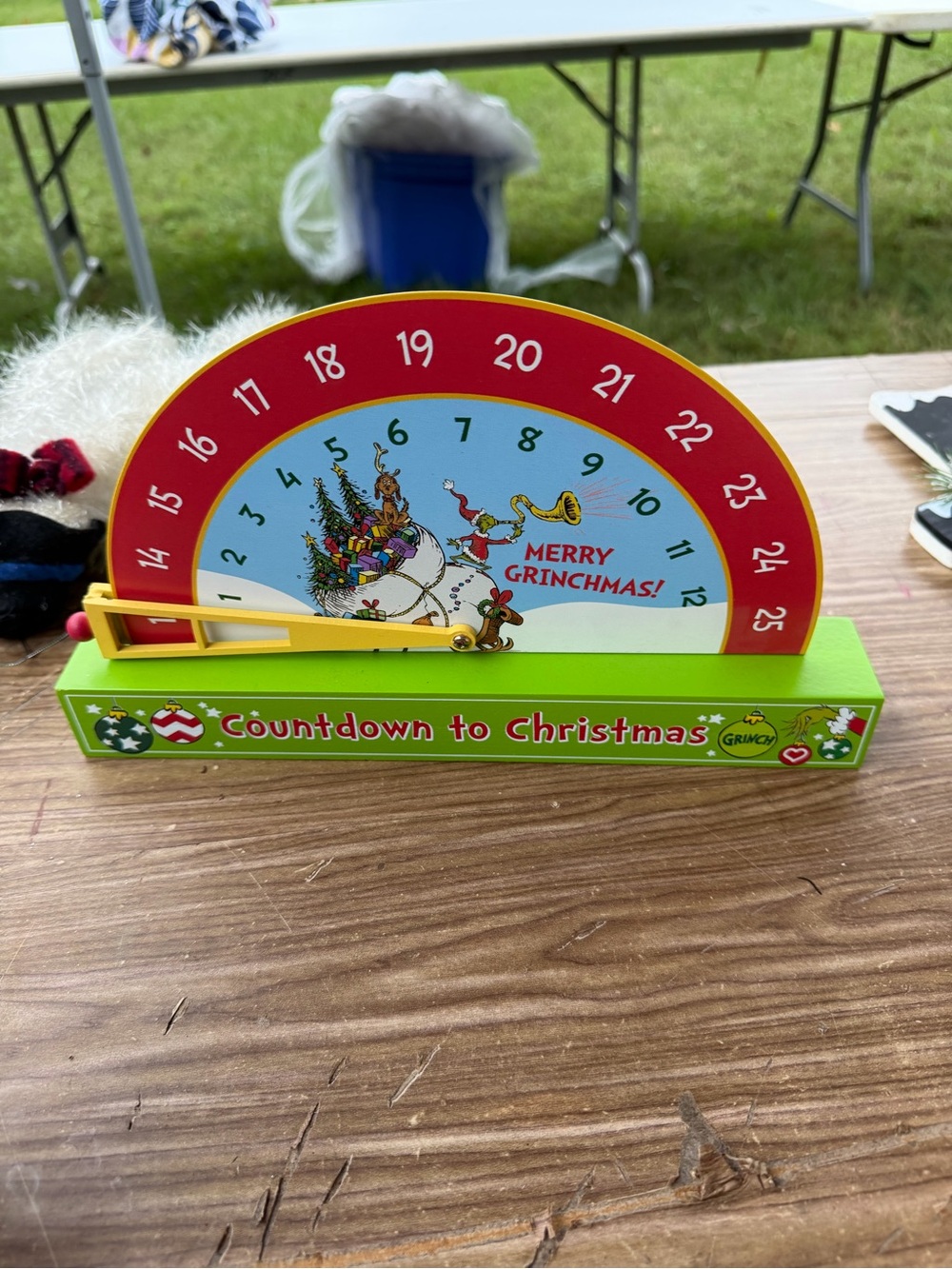 Dr. Seuss Grinch Countdown to Christmas Toy - Green, Red, Yellow, Blue